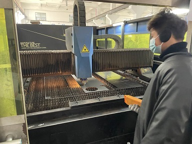 FMS laser cutting device